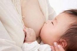 bebek nasıl emzirilir, bebeği emzirirken nasıl tutmak gerekir, bebek en doğru nasıl teknikle emzirilir